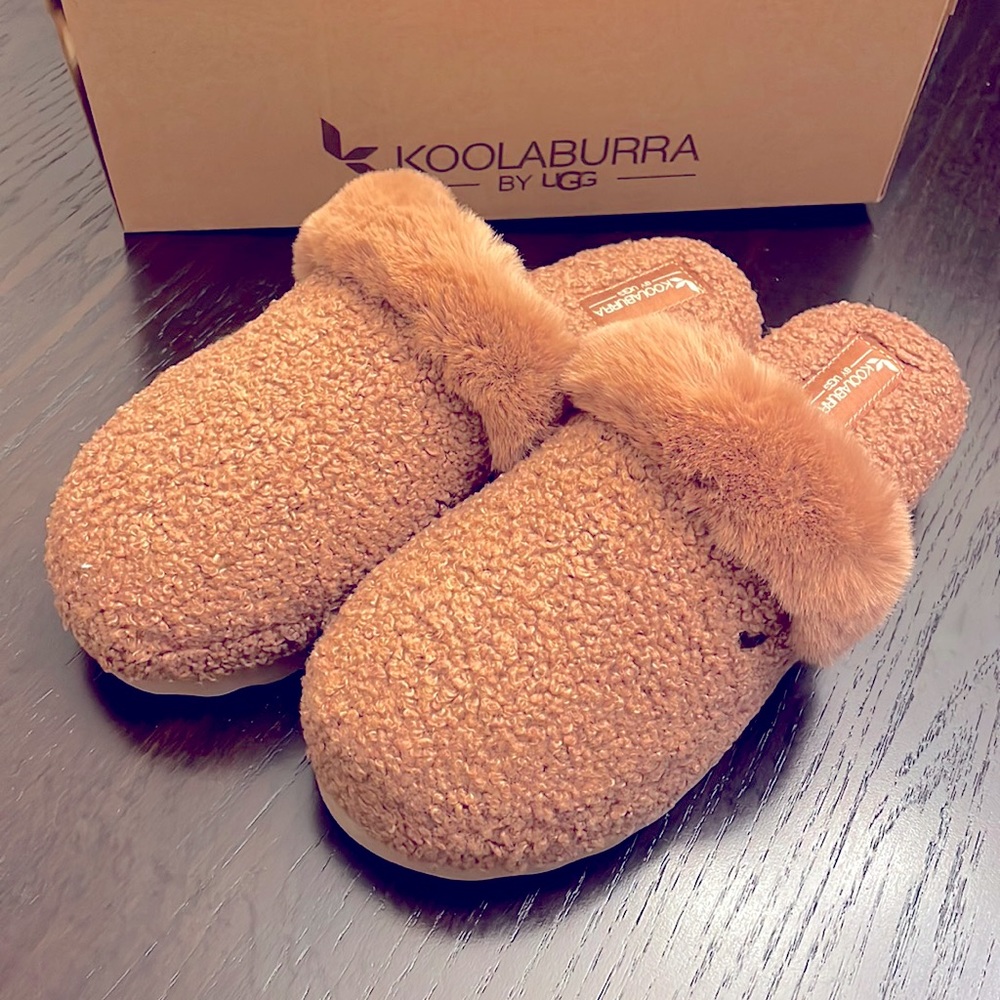 Kookaburra by Ugg W Peachee Slipper 9 NWB